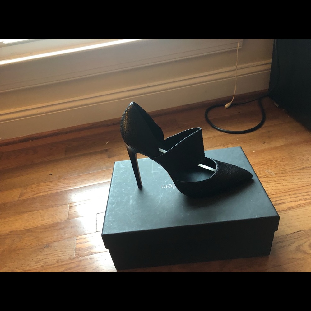 Black python pumps - Picture 2 of 4